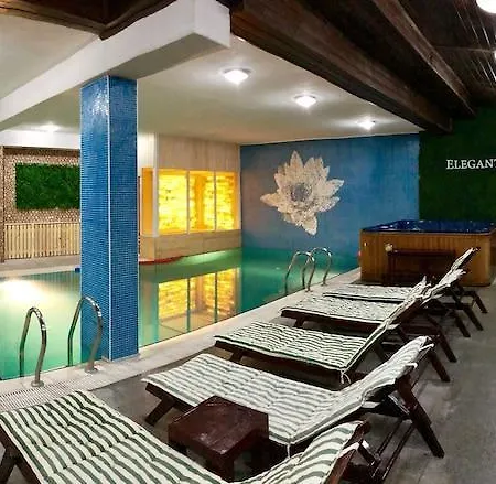 Hotel Elegant Lux 4*