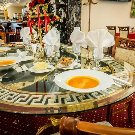 Elegant Lux 4* バンスコ