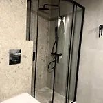 Elegant Lux بانسكو
