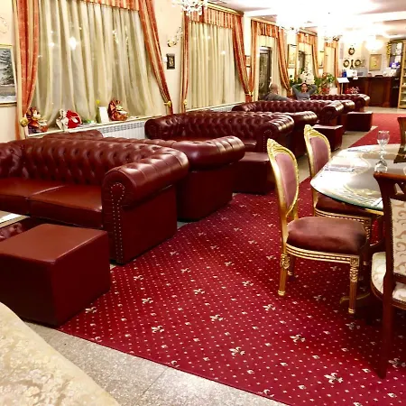 Elegant Lux ホテル