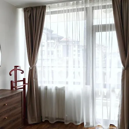 Elegant Lux 4* バンスコ