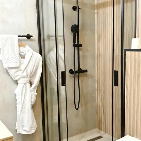 فندق Elegant Lux بانسكو