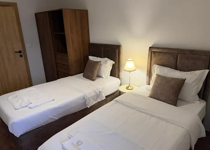 Elegant Lux Hotel