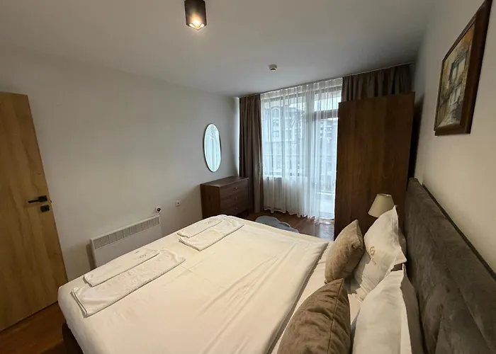 Elegant Lux 4* Bansko